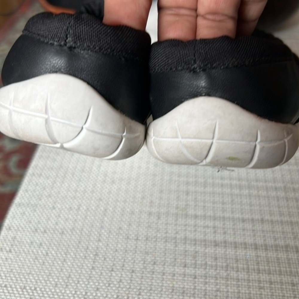 Stylus black women slip on, 10M super comfortable - Picture 7 of 7